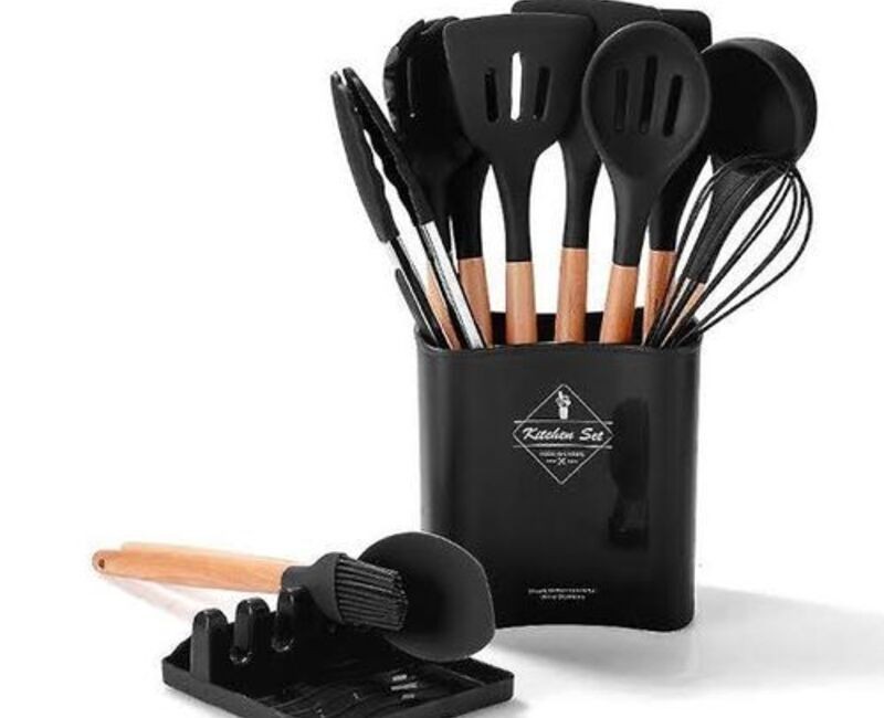 SILICONE KITCHENWARE SPOON AND QUALITY KNIFE 13 SETS ₦30,000